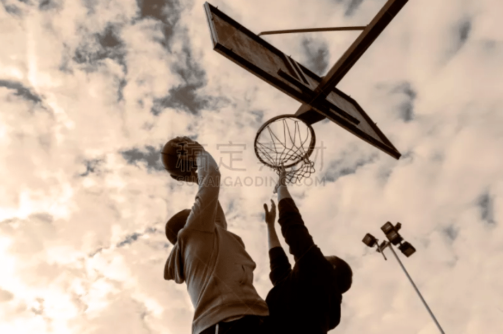 米兰意超杯第八次夺冠追平国米，仅次于尤文